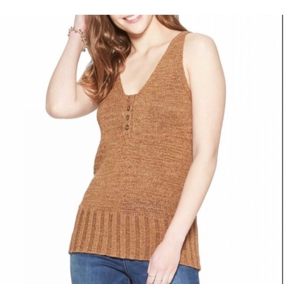 Universal Thread Women's Sleeveless V-Neck Henley Sweater Tank Top - Picture 1 of 9